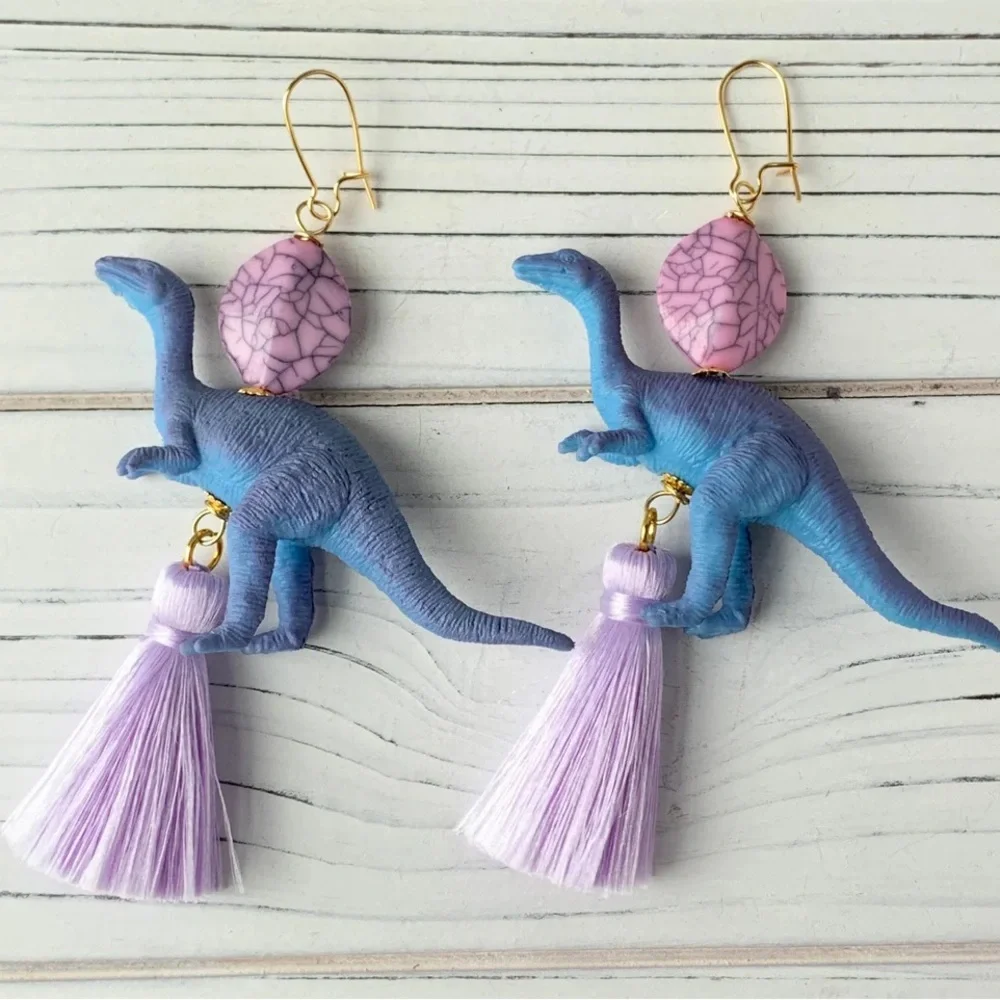 Lenora Dame Iguanodon Dinosaur Earrings - Picture 2 of 5